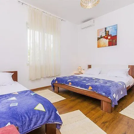 Apartment Romeo *