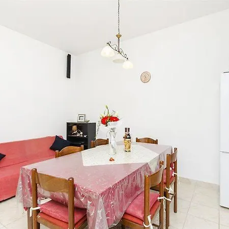 Romeo Apartment