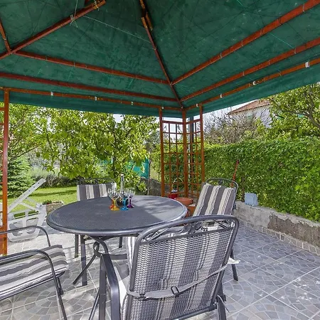 Romeo Apartment *